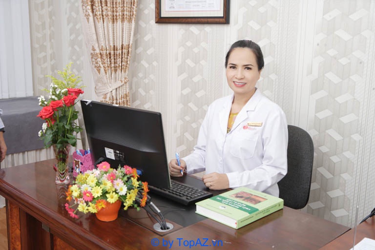 bác sĩ trị mụn giỏi tại tphcm