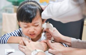 Địa chi bấm lỗ tai cho bé tại TPHCM