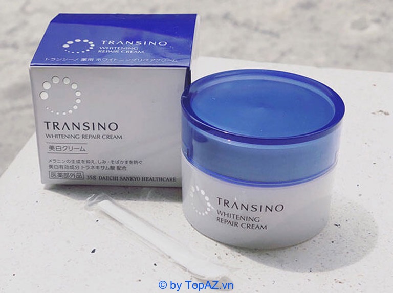 Kem trị nám Transino Whitening Repair Cream EX đang được nhiều người ưa chuộng và đánh giá cao, do đó bạn có thể hoàn toàn an tâm khi sử dụng sản phẩm.