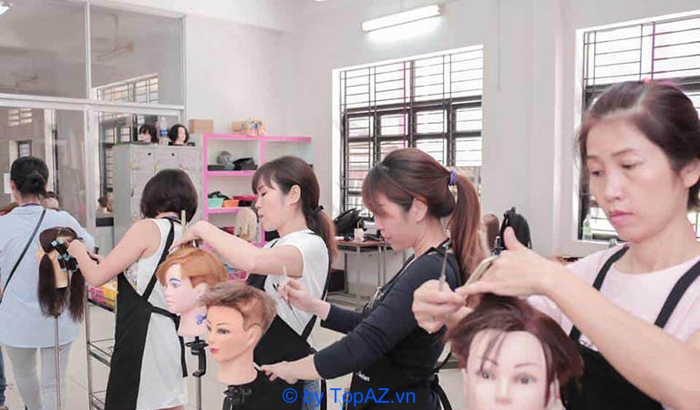 Học viện tóc Seoul  Thành công với nghề cắt tóc  CLB Trường Hải