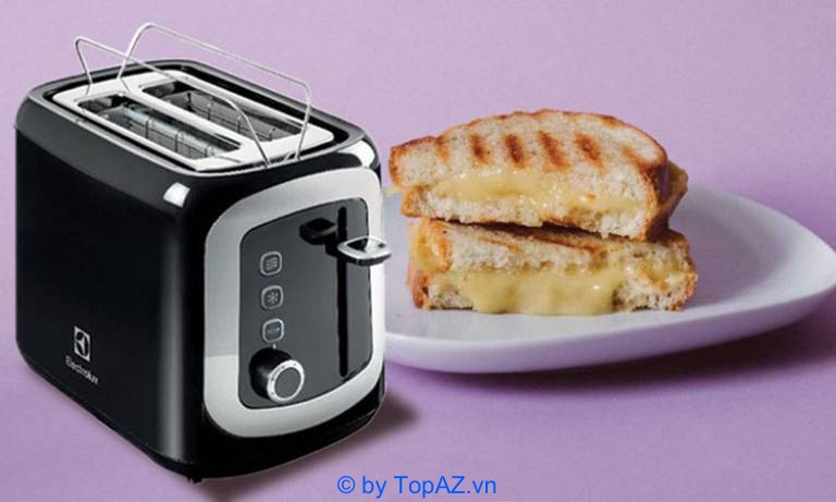 Máy nướng bánh mỳ Electrolux ETS3505 có tổng thể được thiết kế đơn giản và hiện đại với màu sắc chủ đạo là đen sang trọng và ấn tượng