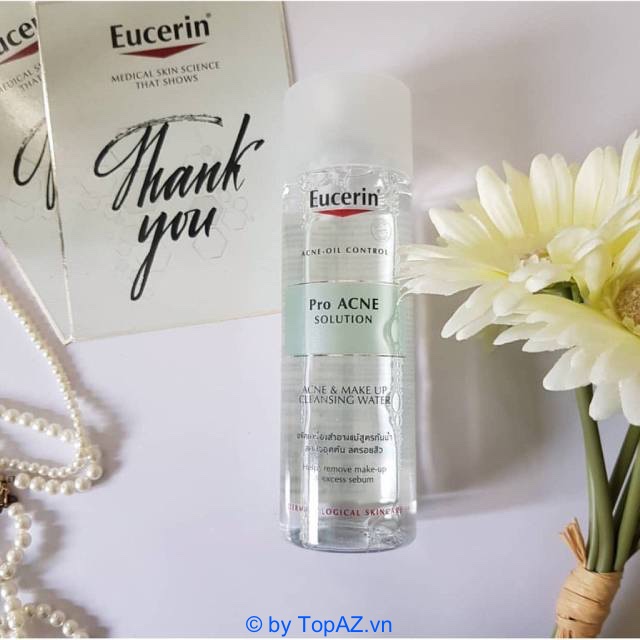 Eucerin Pro Acne Solution Acne Make-up Cleansing Water ghi điểm với bảng thành phần không chứa cồn