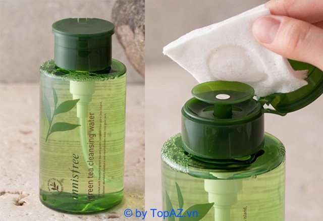 Innisfree Green Tea Cleansing Water có thiết kế phần vòi ấn khá tiện lợi.