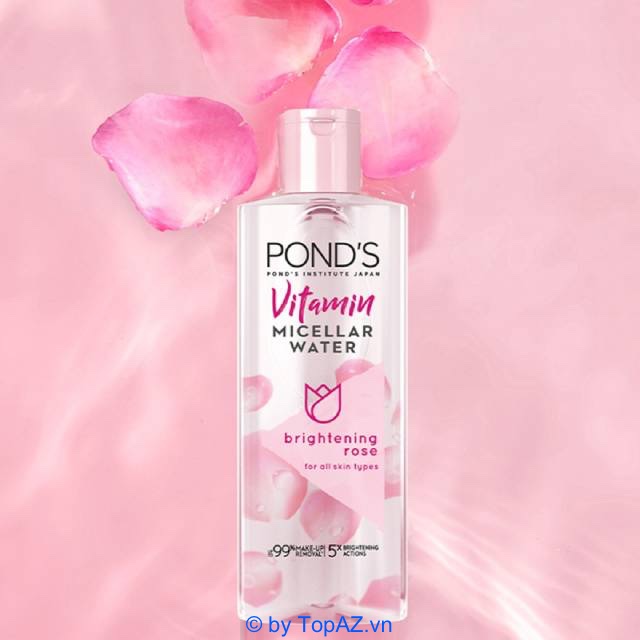 Pond's Vitamin Micellar Water Brightening Rose giúp làm sạch da, loại bỏ hoàn toàn kem chống nắng, lớp trang điểm,...