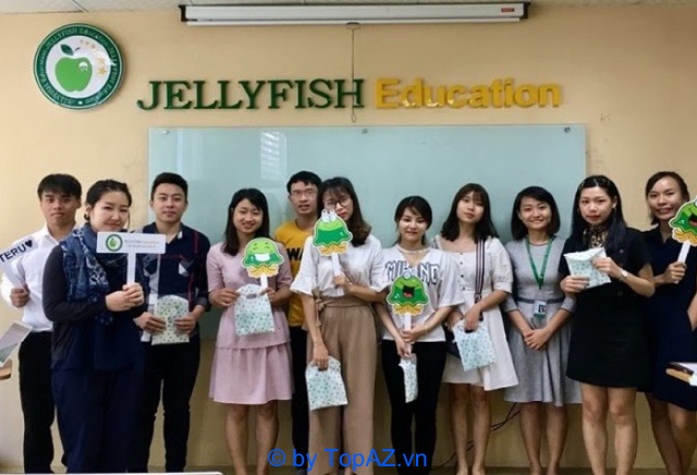 công ty du học Nhật Bản Jellyfish Education 