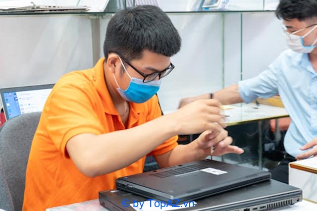 Cửa hàng laptop Triệt Khang