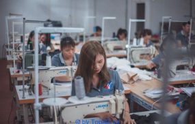 xưởng may quần áo thời trang Hà Nội