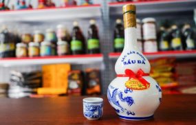 Thành Tâm là cơ sở chuyên sản xuất, kinh doanh rượu Bầu Đá Bình Định chính gốc được nhiều người biết đến