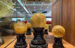 Top 5 cửa hàng đá Thạch Anh tại Hồ Chí Minh quy mô nhất.