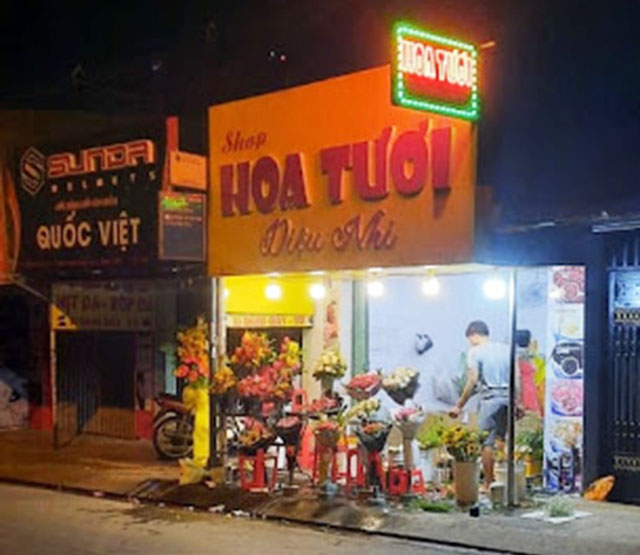 Fresh flower shop in Binh Tan