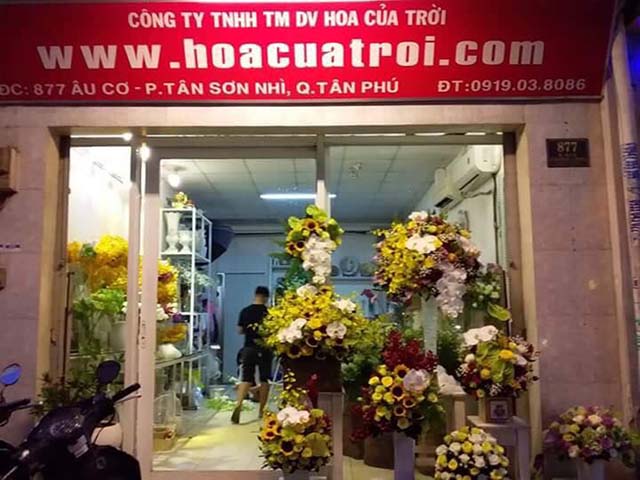 Fresh flower shop in Tan Phu district