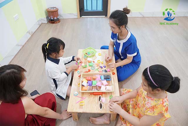 Trung tâm chăm sóc, dạy trẻ tự kỷ tại Hà Nội 