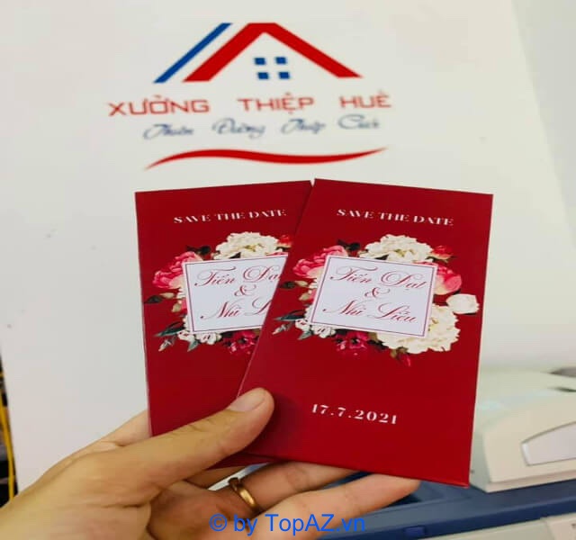 Hue card factory prints completely at the studio with modern printing technology