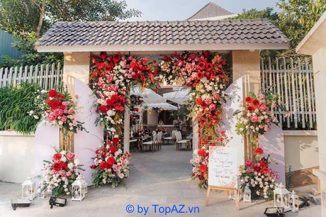 trang trí tiệc cưới tại Hà Nội chuyên nghiệp, giá tốt