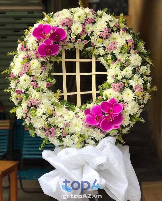 Đặt hoa tang lễ tại shop hoa Lan Ly Hoàn Kiếm