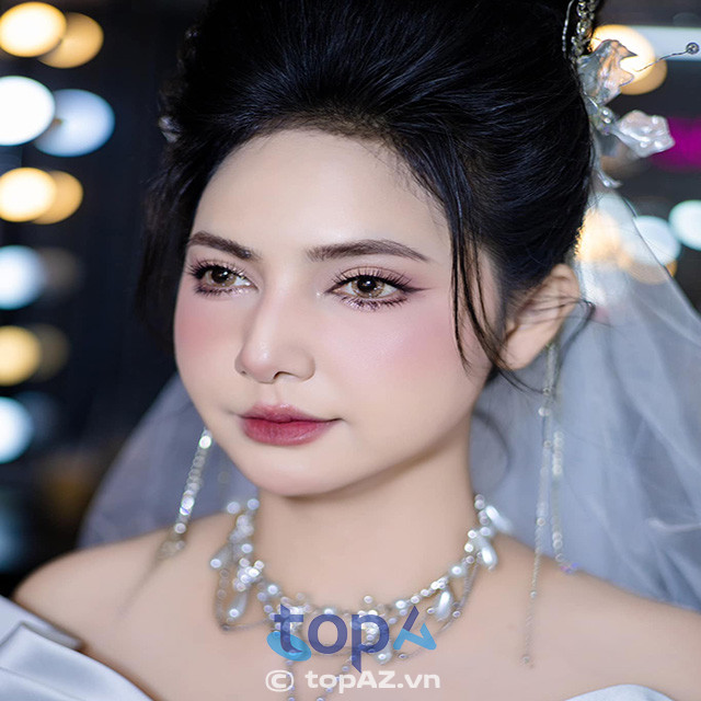 Di Ca Makeup & Academy Cần Thơ