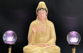 tượng quan âm bồ tát