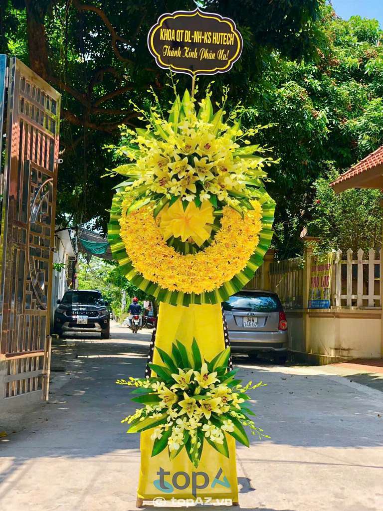 Hoa viếng đám tang ở tp hội an