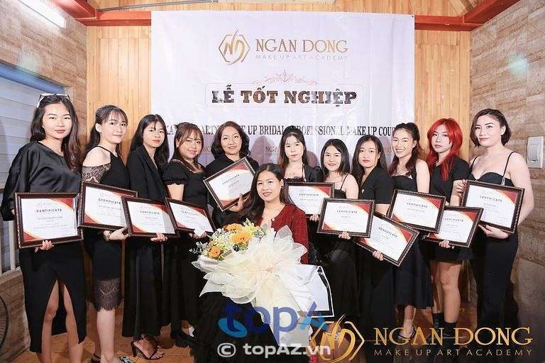 Ngân Đồng Make Up Art Academy Dĩ An