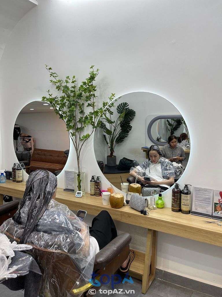 Beauty Salon A Long Anh