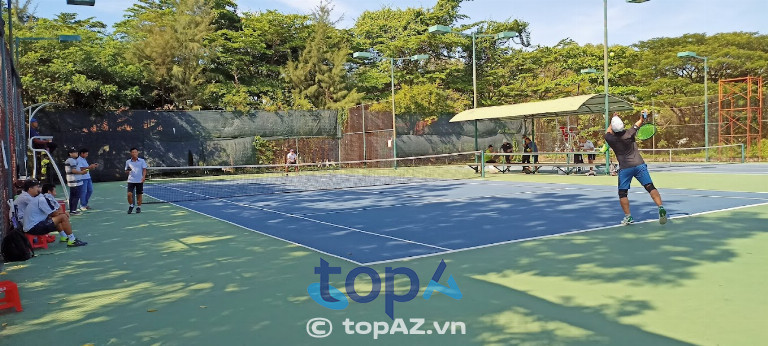 Sân Tennis Đại Học Quốc Gia TP. Hồ Chí Minh ở Dĩ An