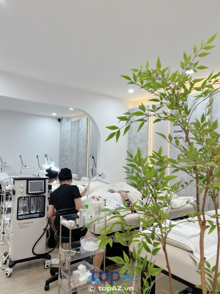 Hee's Beauty Clinic spa triệt lông vĩnh viễn tại Quận 2