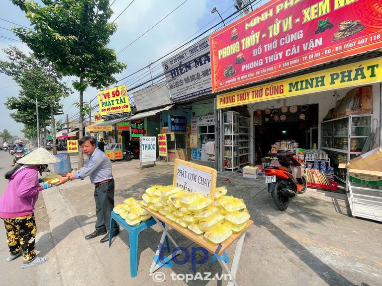 Minh Phát Phong Thuỷ cũng là một trong những cửa hàng đồ thờ cúng tại Dĩ An chất lượng không thể bỏ qua