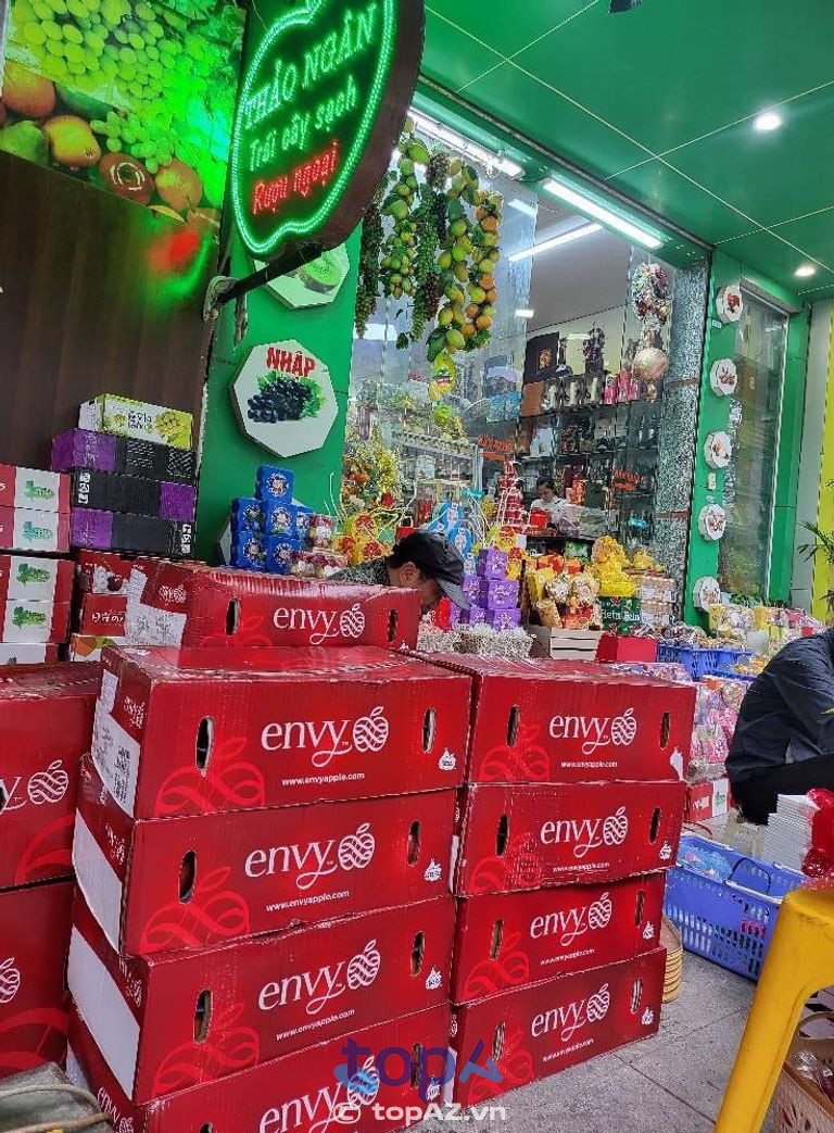Cửa hàng trái cây sạch Thảo Ngân cung cấp các loại trái cây tươi ngon, an toàn, sạch sẽ
