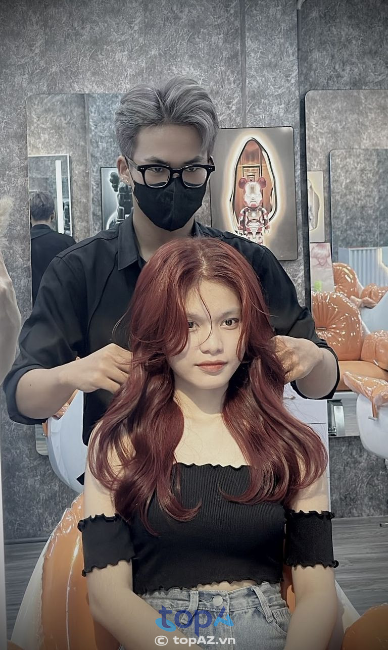 KIO Hair Salon hỗ trợ khách hàng đặt lịch trước để được phục vụ sớm nhất mà không cần phải đợi lâu