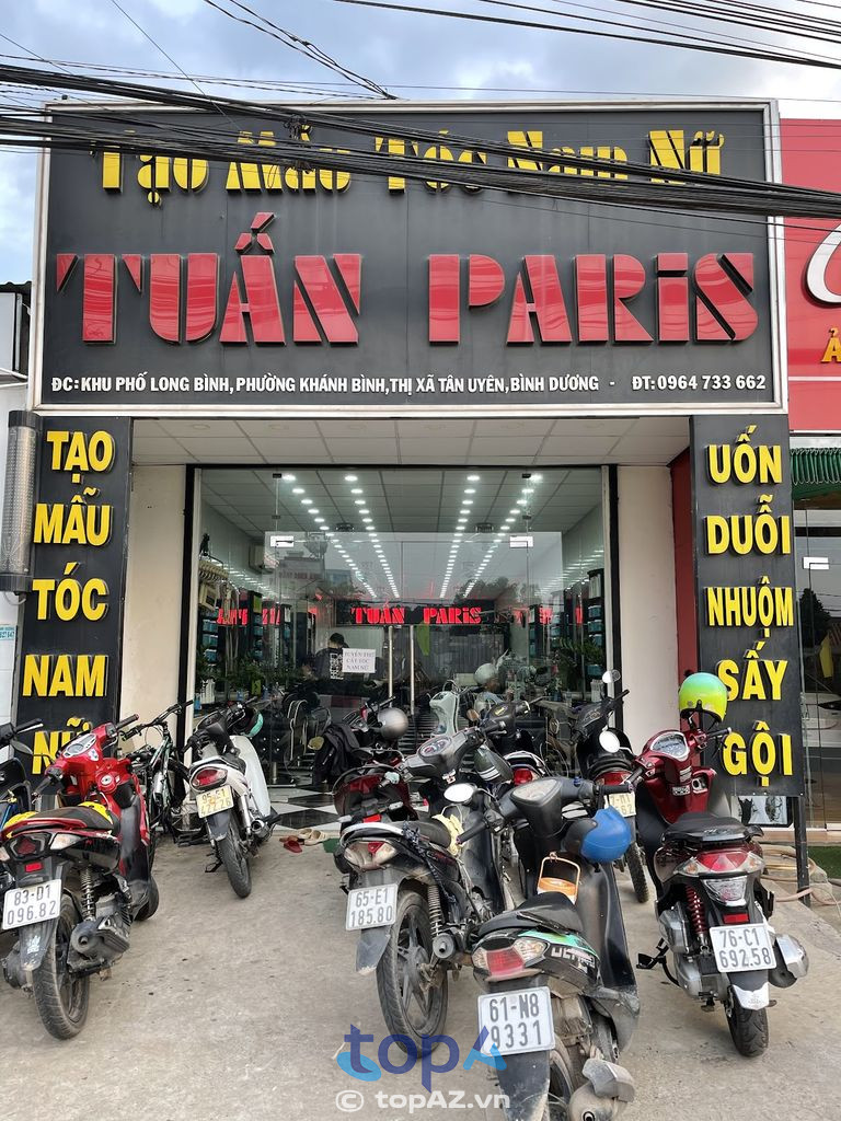 Hair Salon Tuấn Paris luôn chú trọng cập nhật các xu hướng tóc mới để phục vụ cho khách hàng