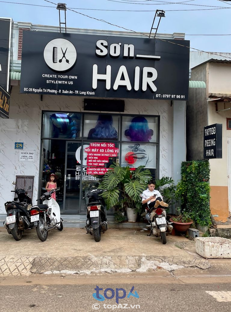 Salon Sơn Hair là thương hiệu làm tóc có tiếng trên địa bàn thành phố Long Khánh.