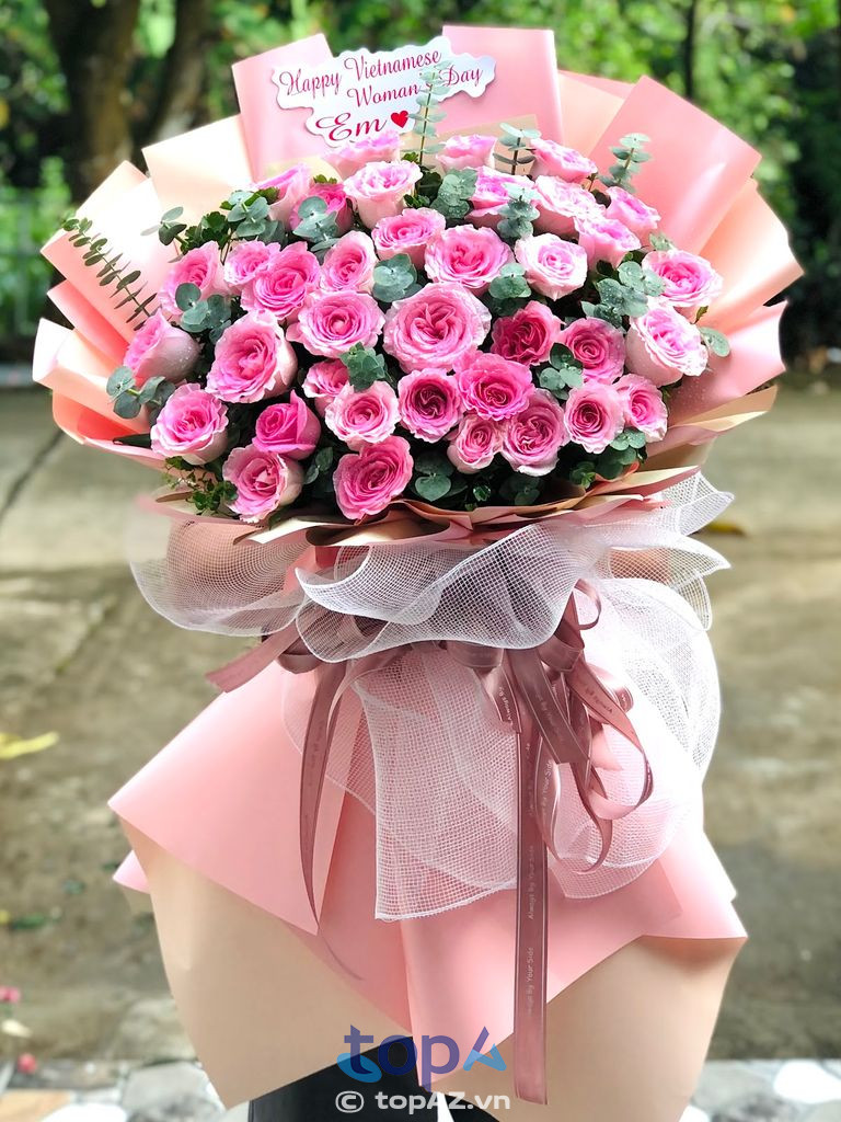 Shop Ngọc Giàu cung cấp nhiều mẫu hoa tươi chất lượng và độc đáo