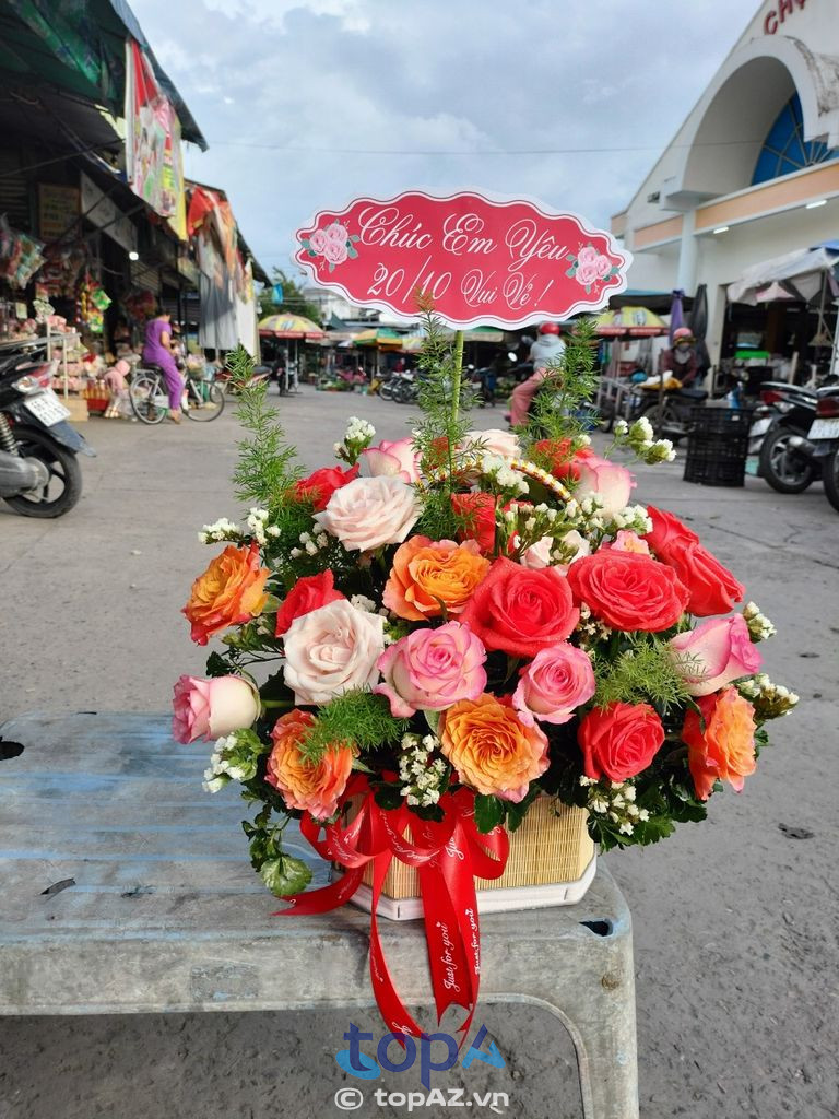 Shop hoa tươi Kim Lan Cao Lãnh mang đến nhiều sản phẩm phù hợp với đa dạng nhu cầu của khách hàng.