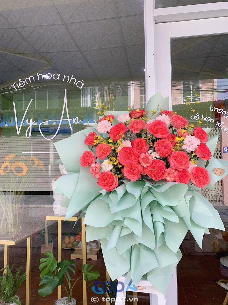 Tiệm hoa nhà Vy An là lựa chọn hàng đầu của nhiều người ở Nha Trang khi cần mua hoa tươi