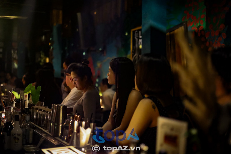 No 21 - Eatery & Bar