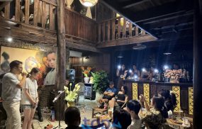 quan cafe acoustic o ha noi