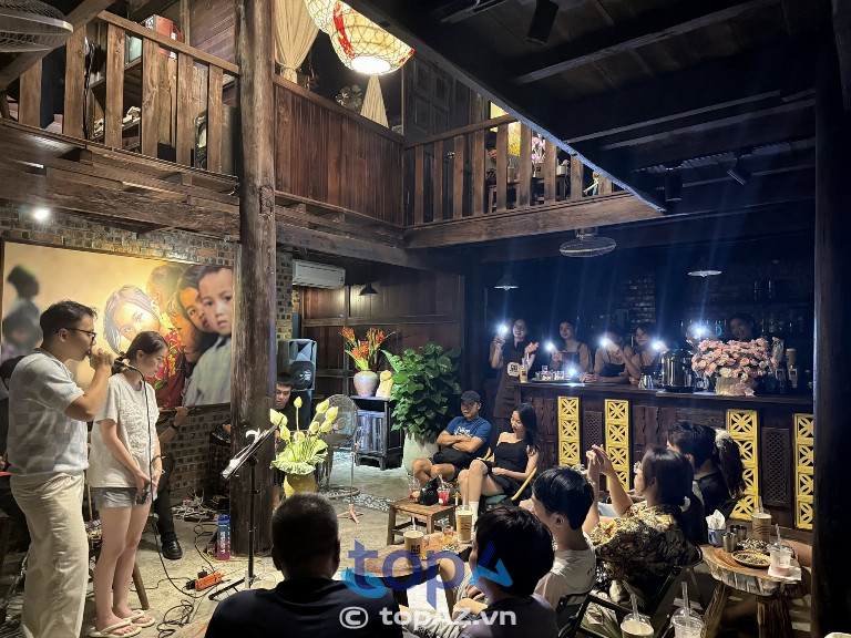 Nhà sàn Art Cafe - Gia Lâm