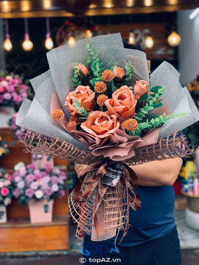 Shop Hoa Tươi Flower88 không chỉ kinh doanh nhiều mẫu hoa đẹp mà còn hỗ trợ giao hàng tận nơi nhanh chóng