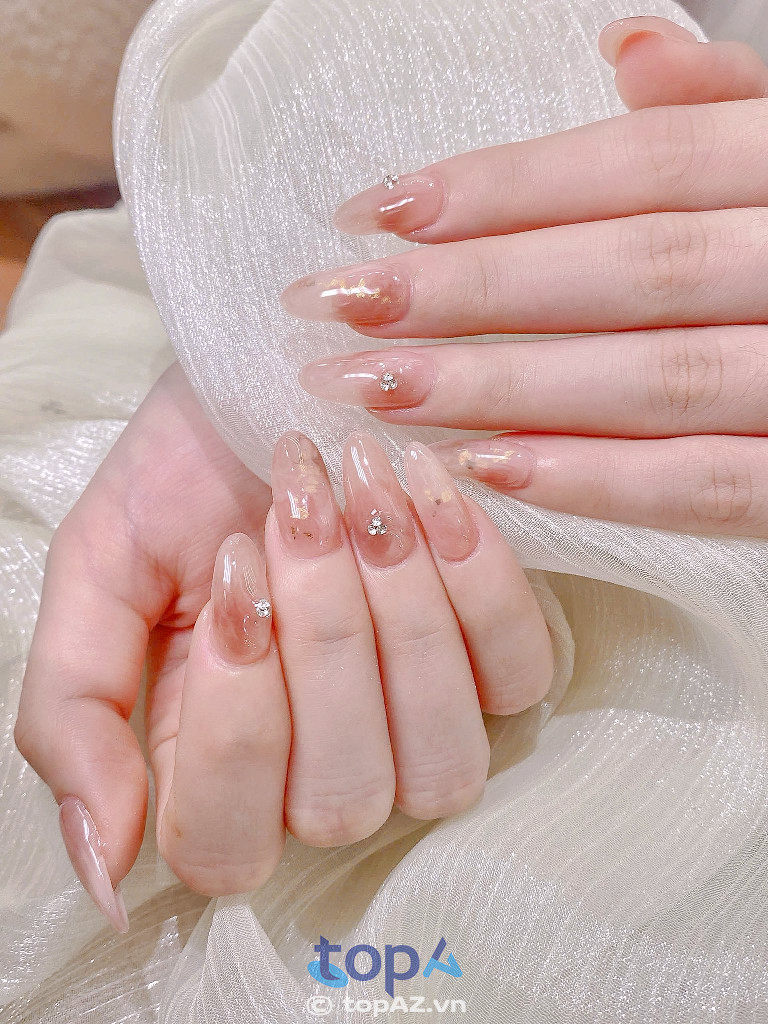 Tiệm Nails Phú Bà