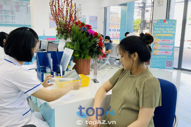 Trang thiết bị và quy trình thăm khám khoa học