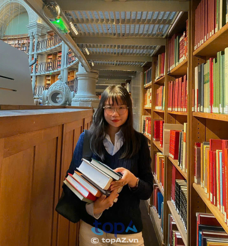 Thạc sĩ Đàm Thị Thùy Chinh - P. Xóm Chiếu