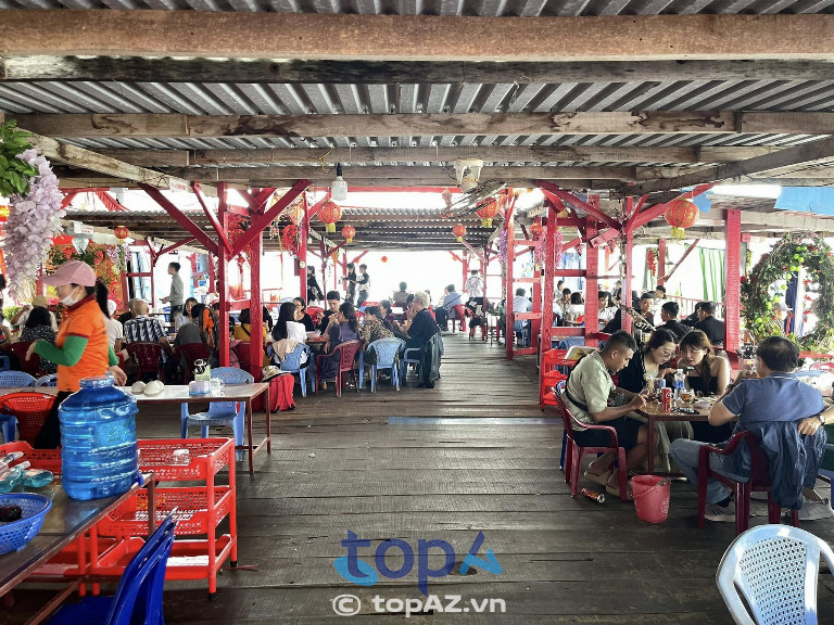 Bè Nổi Ba Đua - Bãi Ngà