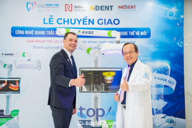 TS.BS Võ Văn Nhân tại buổi lễ chuyển giao công nghệ quang trắc FastMap® thông minh tích hợp hệ thống X-Guide NXT thế hệ mới