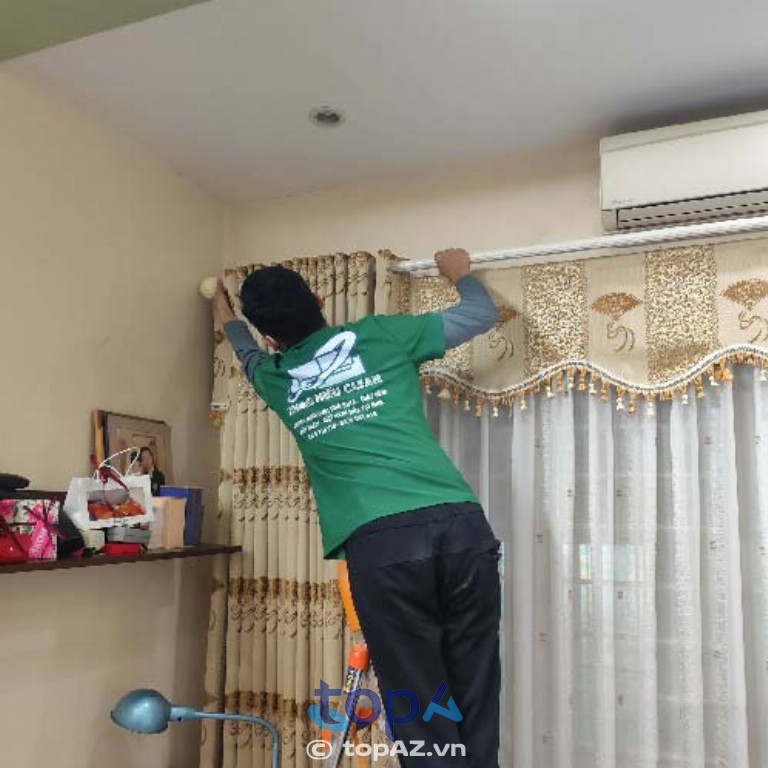 Trung Hiếu Clean giặt sofa, thảm, đệm, rèm