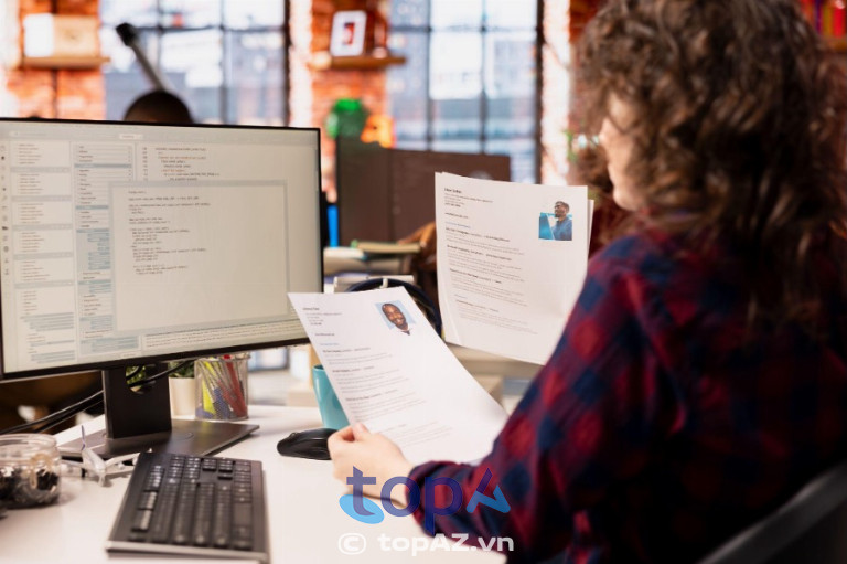 Doanh nghiệp có thể dùng AI để hỗ trợ sàng lọc lượng lớn CV