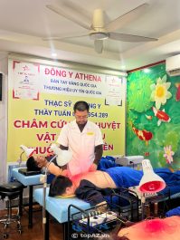 Các bệnh nhân trong nước và quốc tế đang trải nghiệm liệu pháp Châm cứu êm Vô Thống Châm tại Athena