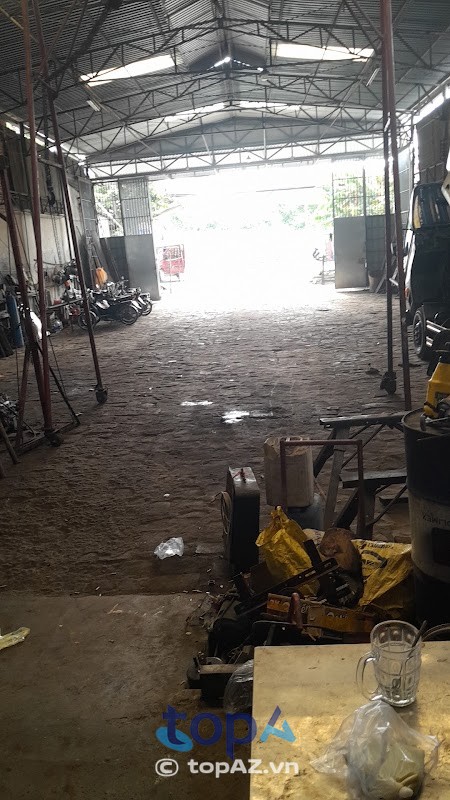 GARA Ô TÔ MƯỜI VÚT
