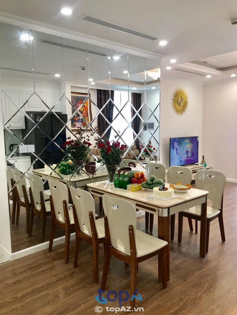 Gương trang trí nới rộng không gian