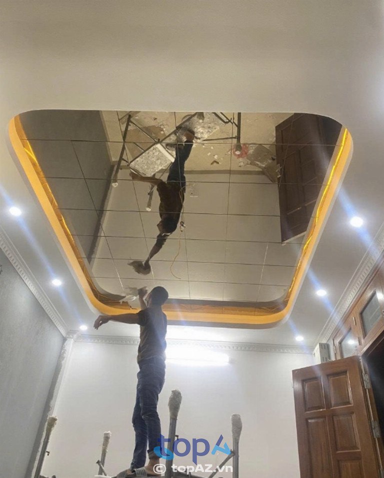 Gương trang trí nới rộng không gian