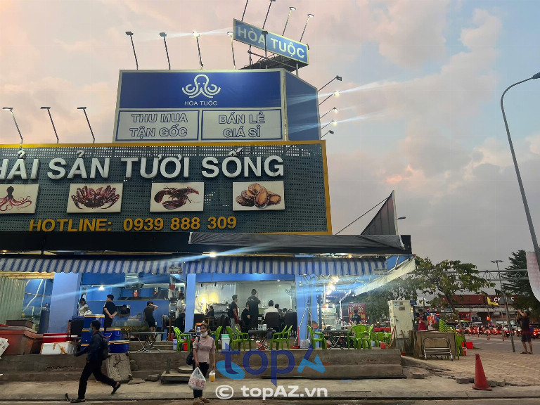 Hòa Tuộc 